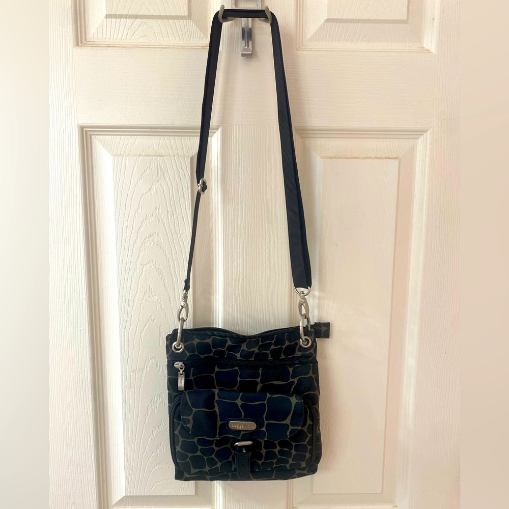 Women’s Baggallini Purse